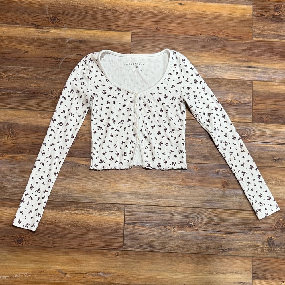 Aeropostale Cream Long Sleeve Cropped Floral Button Cardigan